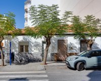 Herverkoop - Town House -
Torrevieja - Centro