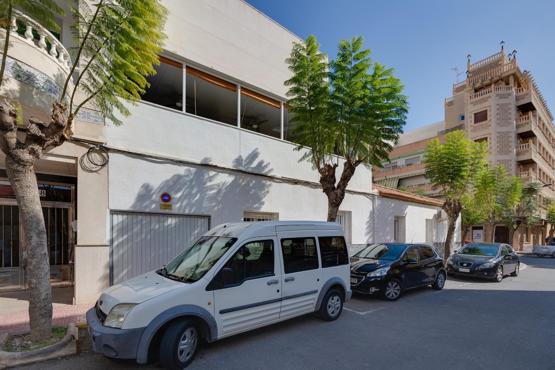 Herverkoop - Town House -
Torrevieja - Centro