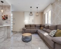 Herverkoop - Town House -
Torrevieja - Centro