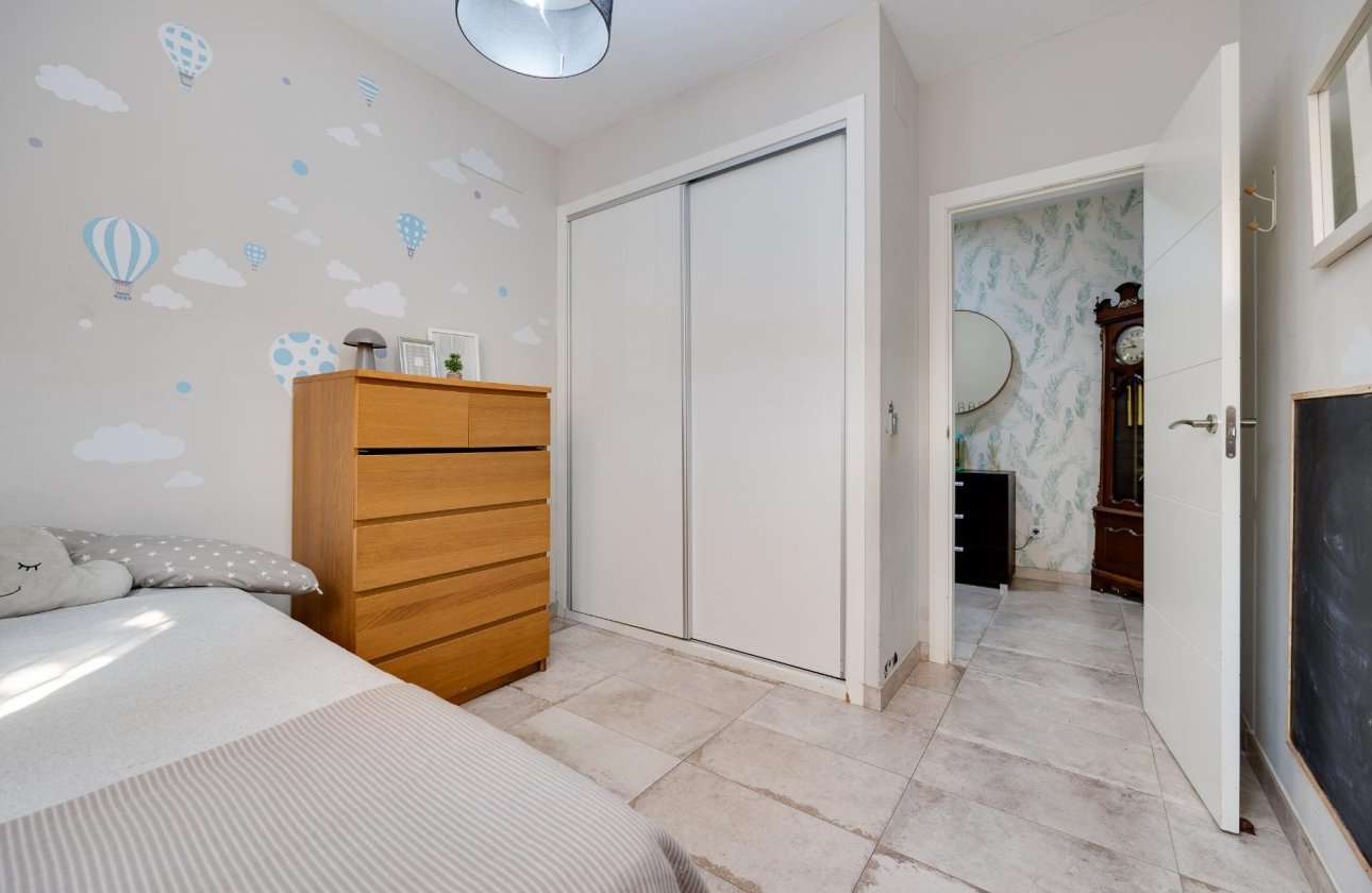 Herverkoop - Town House -
Torrevieja - Centro