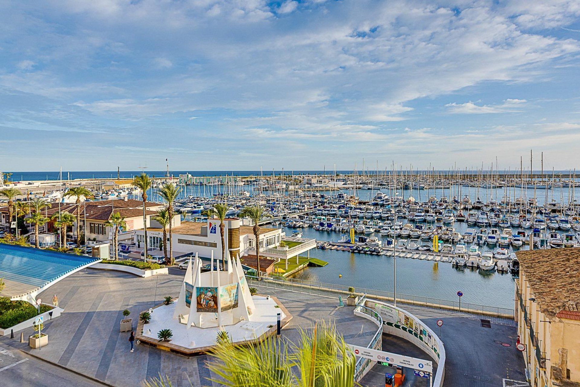 Herverkoop - Town House -
Torrevieja - Centro