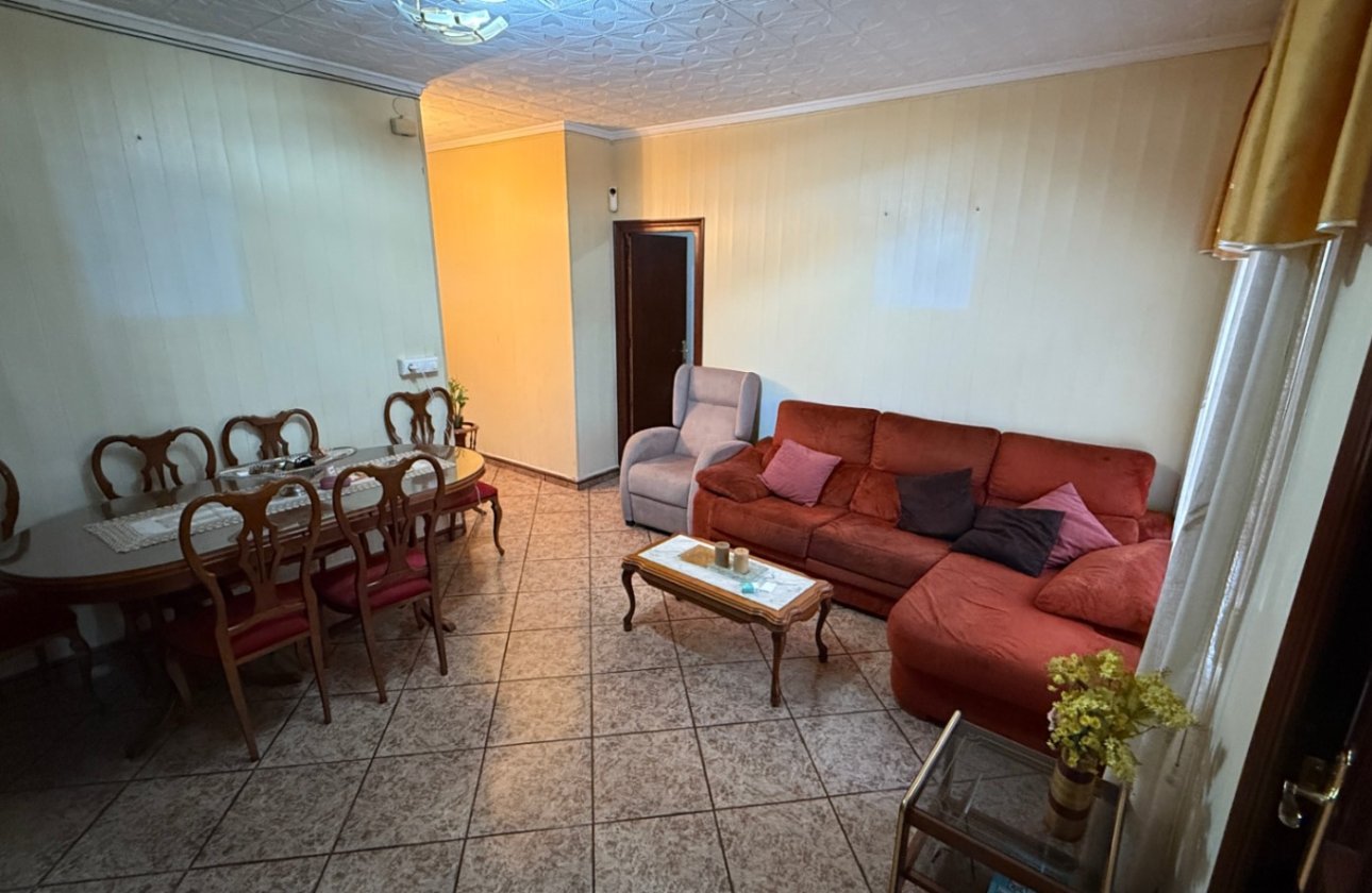 Herverkoop - Town House -
Torrevieja - Costa Blanca