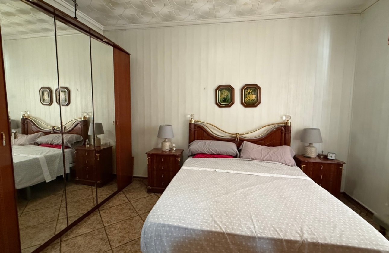 Herverkoop - Town House -
Torrevieja - Costa Blanca