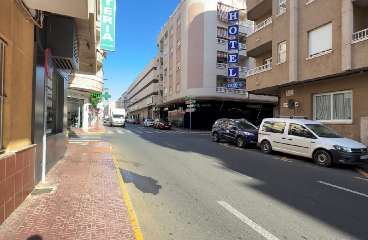 Herverkoop - Town House -
Torrevieja - Costa Blanca