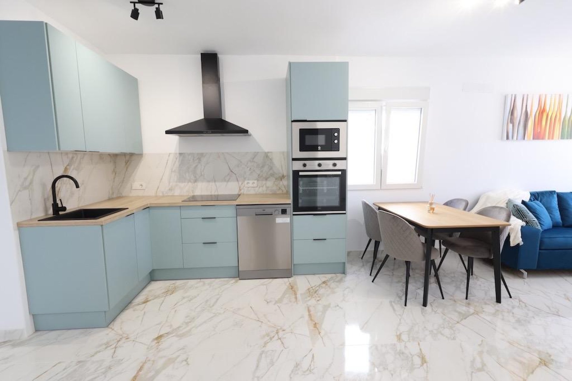 Herverkoop - Town House -
Torrevieja - Costa Blanca