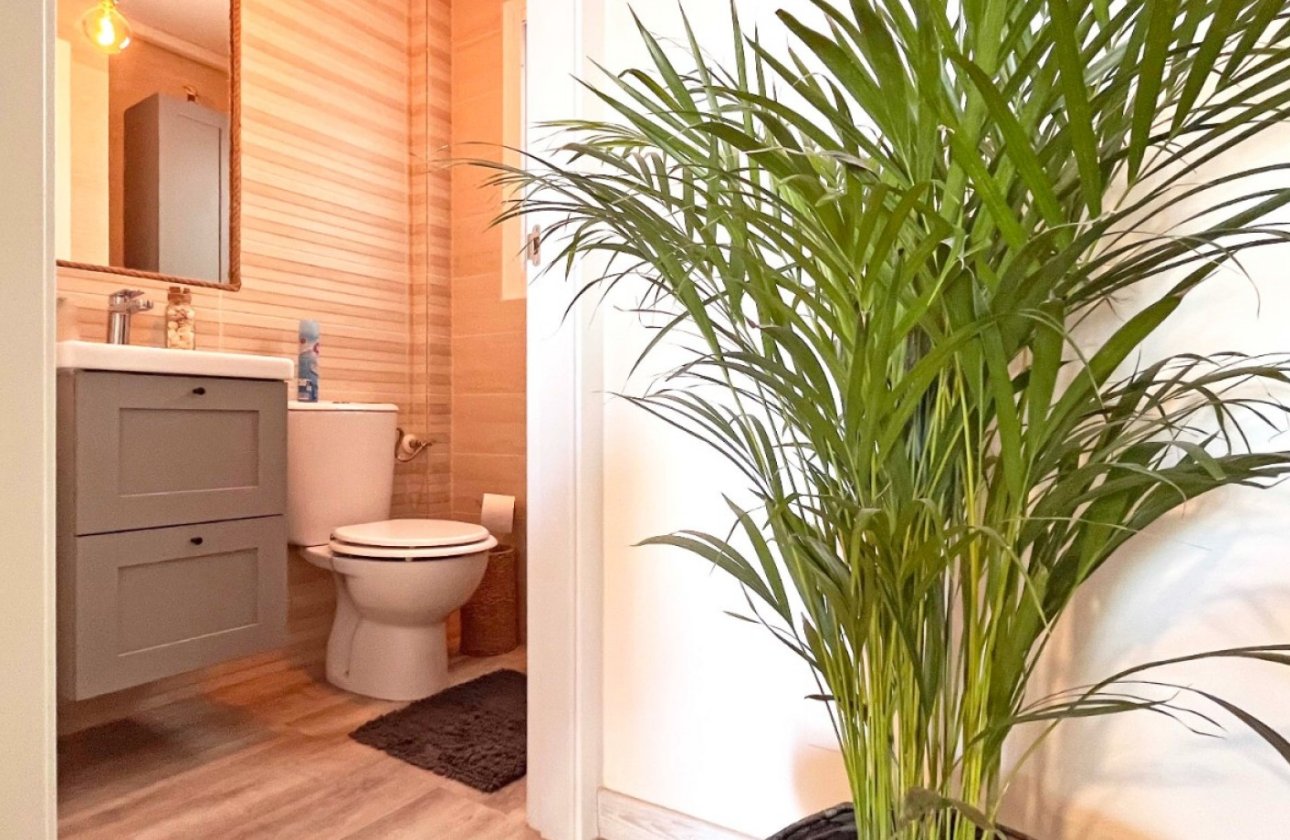 Herverkoop - Town House -
Torrevieja - Costa Blanca