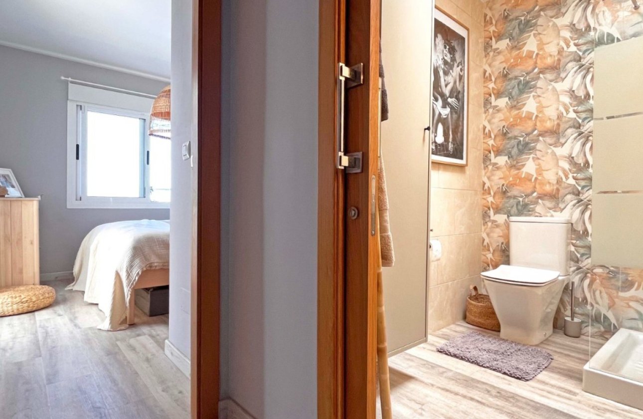 Herverkoop - Town House -
Torrevieja - Costa Blanca