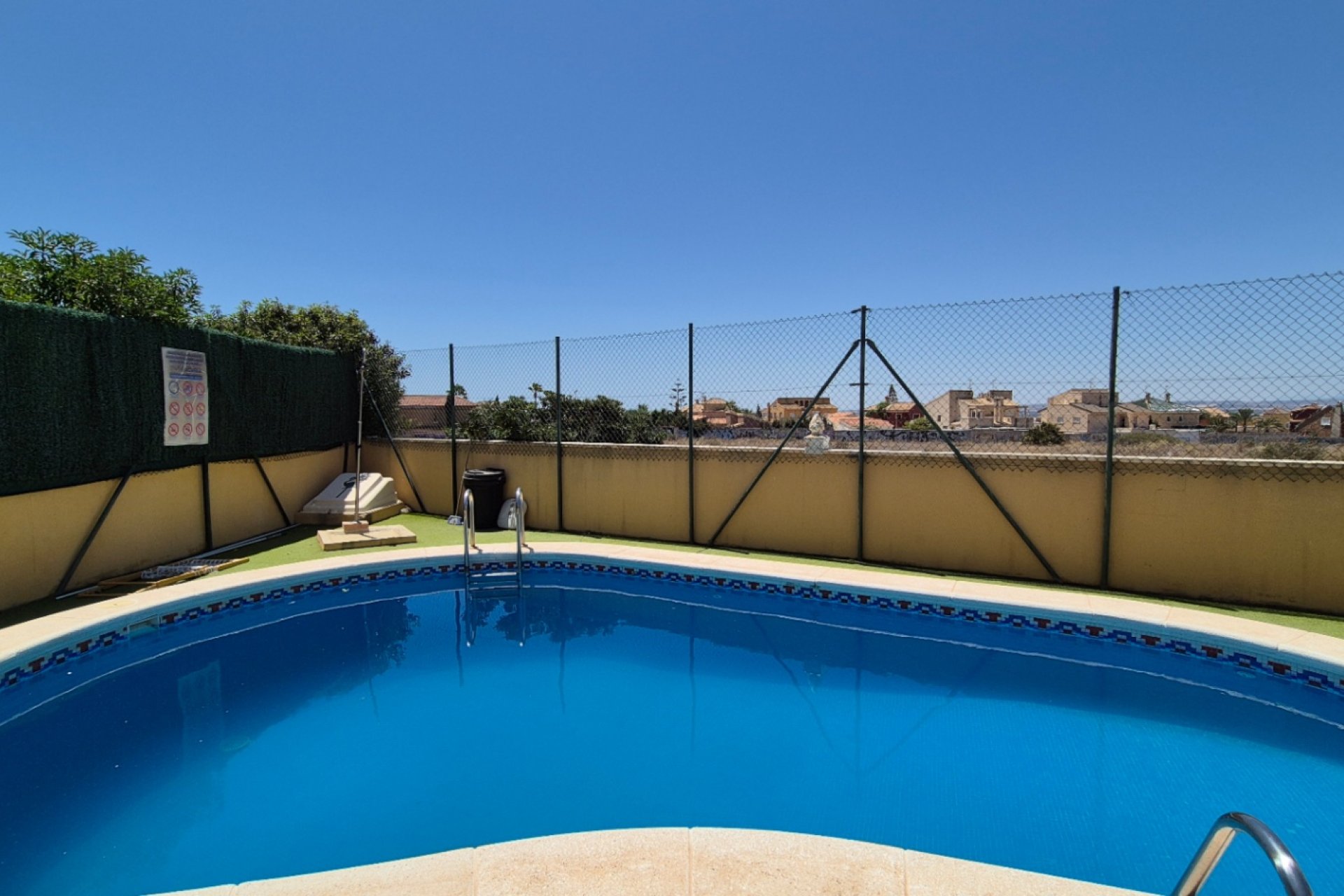 Herverkoop - Town House -
Torrevieja - Costa Blanca