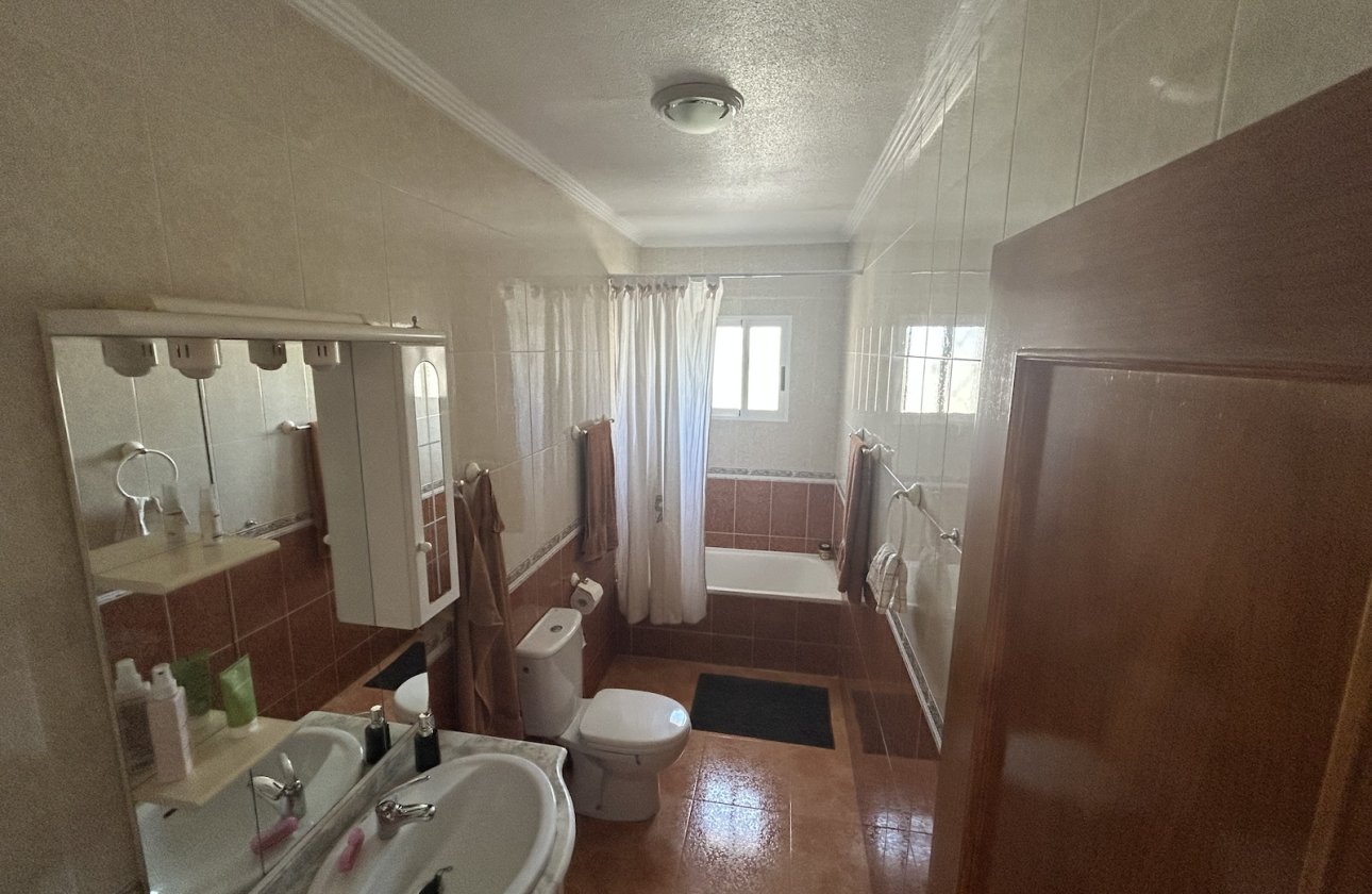 Herverkoop - Town House -
Torrevieja - Costa Blanca