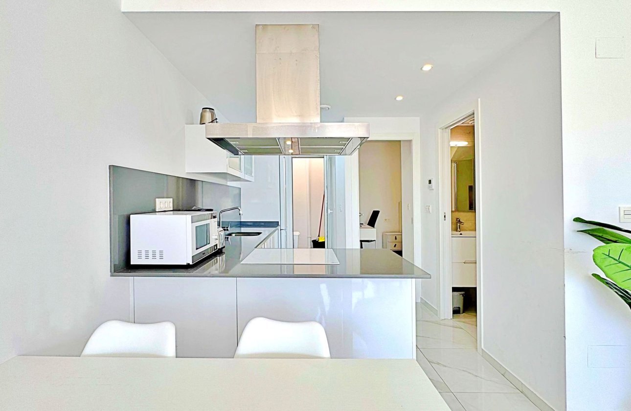 Herverkoop - Town House -
Torrevieja - Costa Blanca