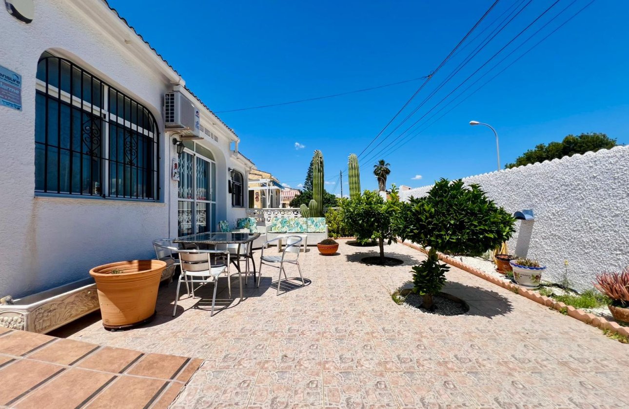 Herverkoop - Town House -
Torrevieja - Costa Blanca