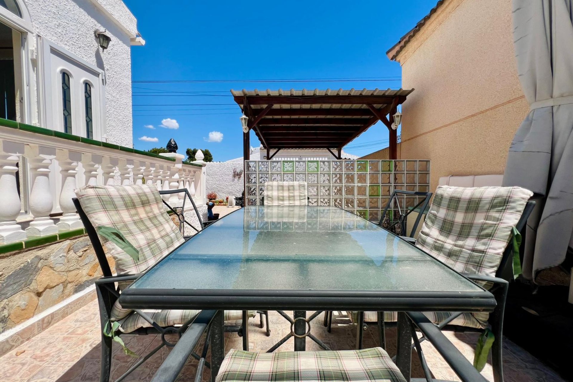 Herverkoop - Town House -
Torrevieja - Costa Blanca