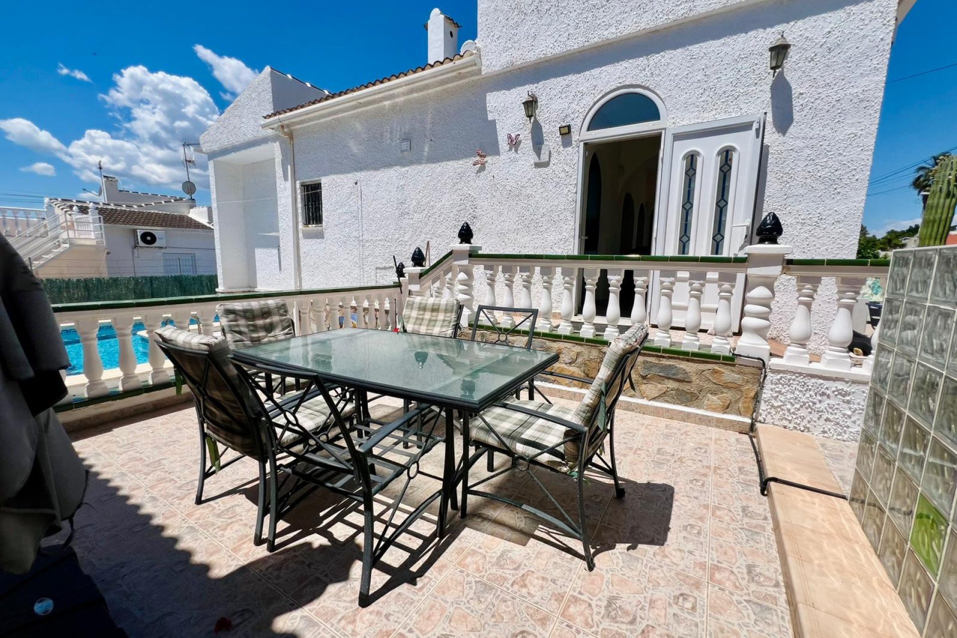 Herverkoop - Town House -
Torrevieja - Costa Blanca