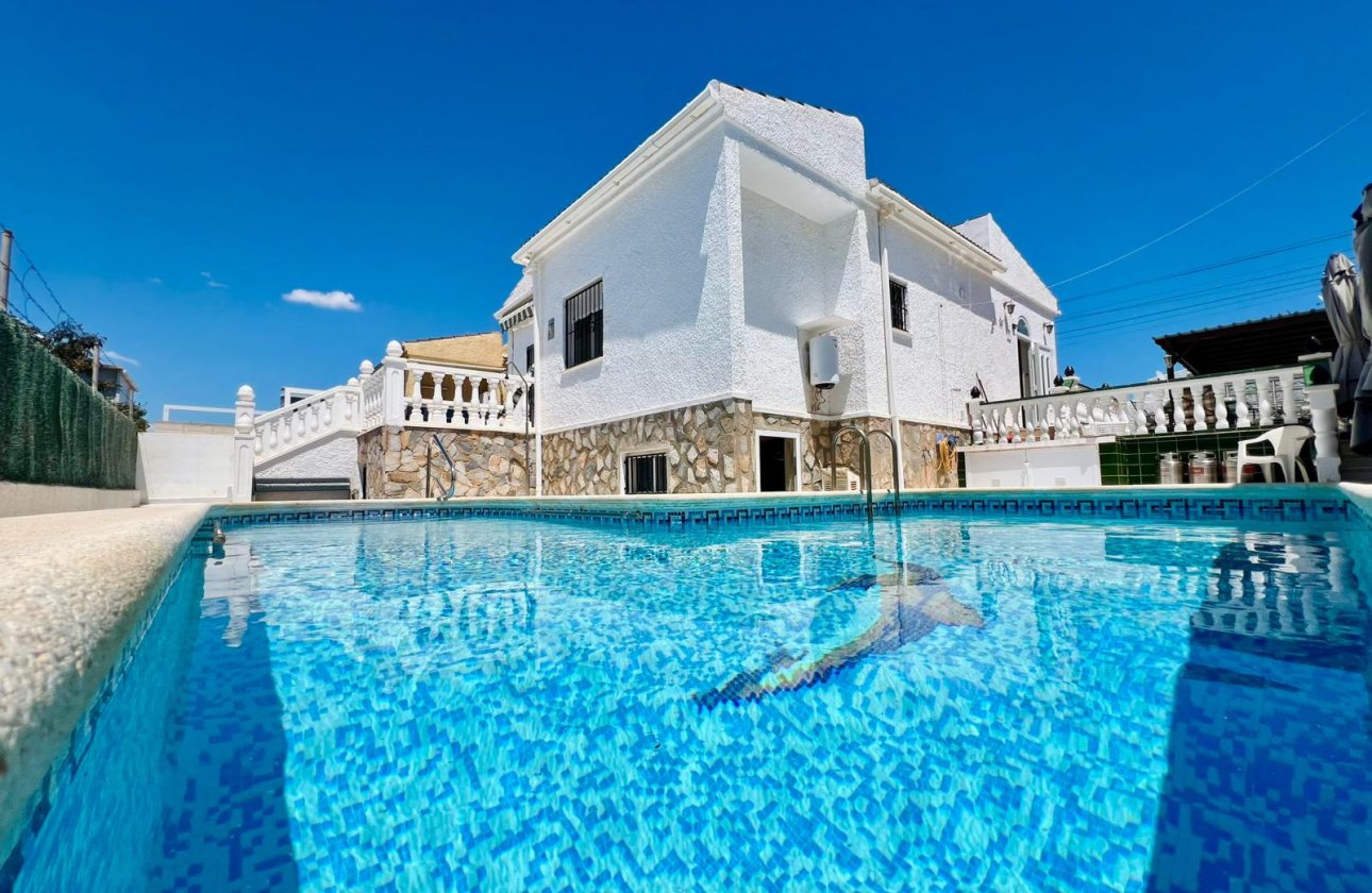 Herverkoop - Town House -
Torrevieja - Costa Blanca