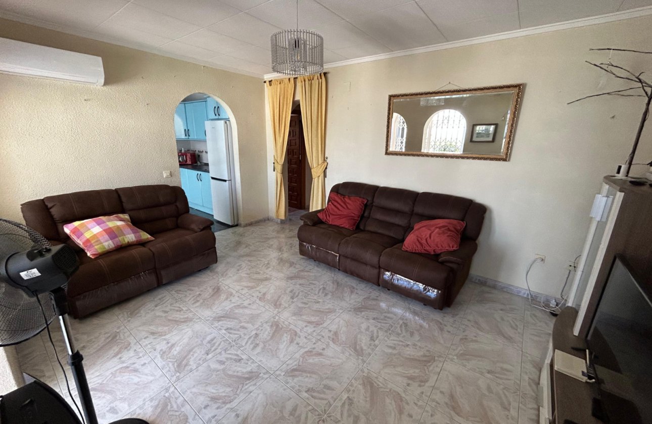 Herverkoop - Town House -
Torrevieja - Costa Blanca