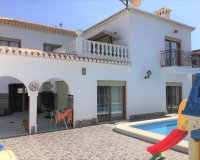 Herverkoop - Town House -
Torrevieja - Costa Blanca