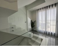 Herverkoop - Town House -
Torrevieja - Costa Blanca
