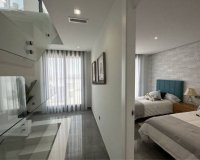 Herverkoop - Town House -
Torrevieja - Costa Blanca