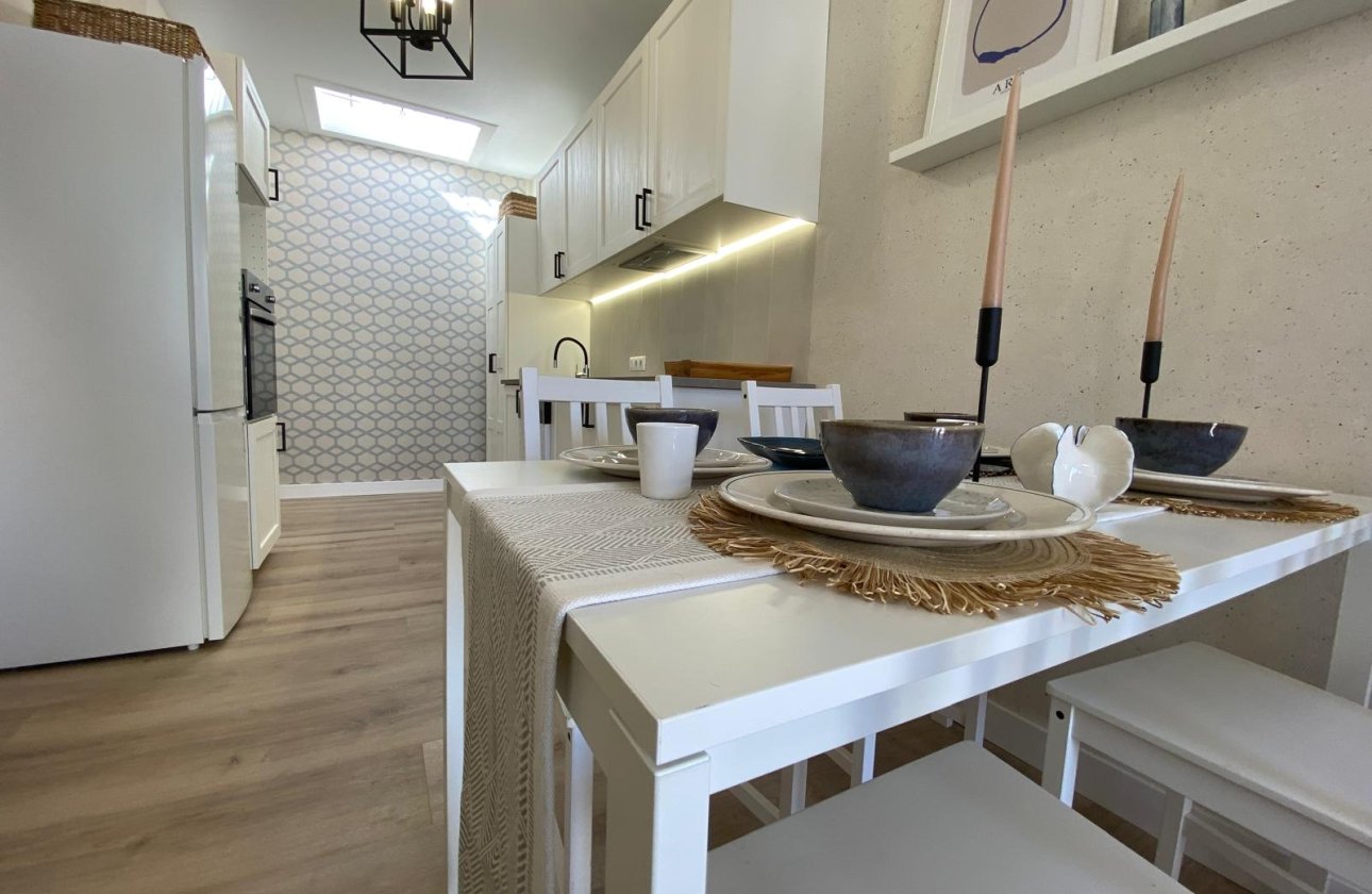 Herverkoop - Town House -
Torrevieja - Costa Blanca