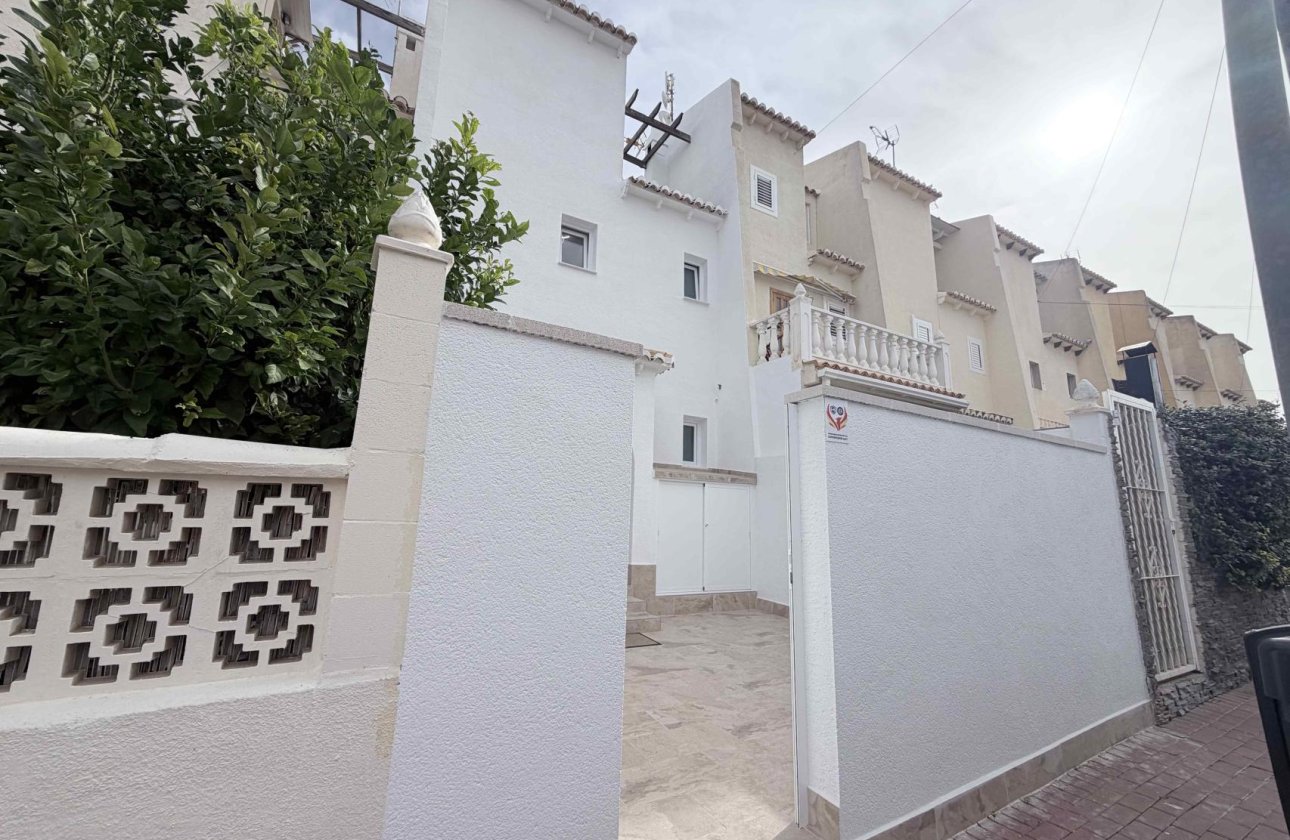 Herverkoop - Town House -
Torrevieja - Costa Blanca