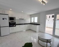 Herverkoop - Town House -
Torrevieja - Costa Blanca