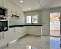 Herverkoop - Town House -
Torrevieja - Costa Blanca