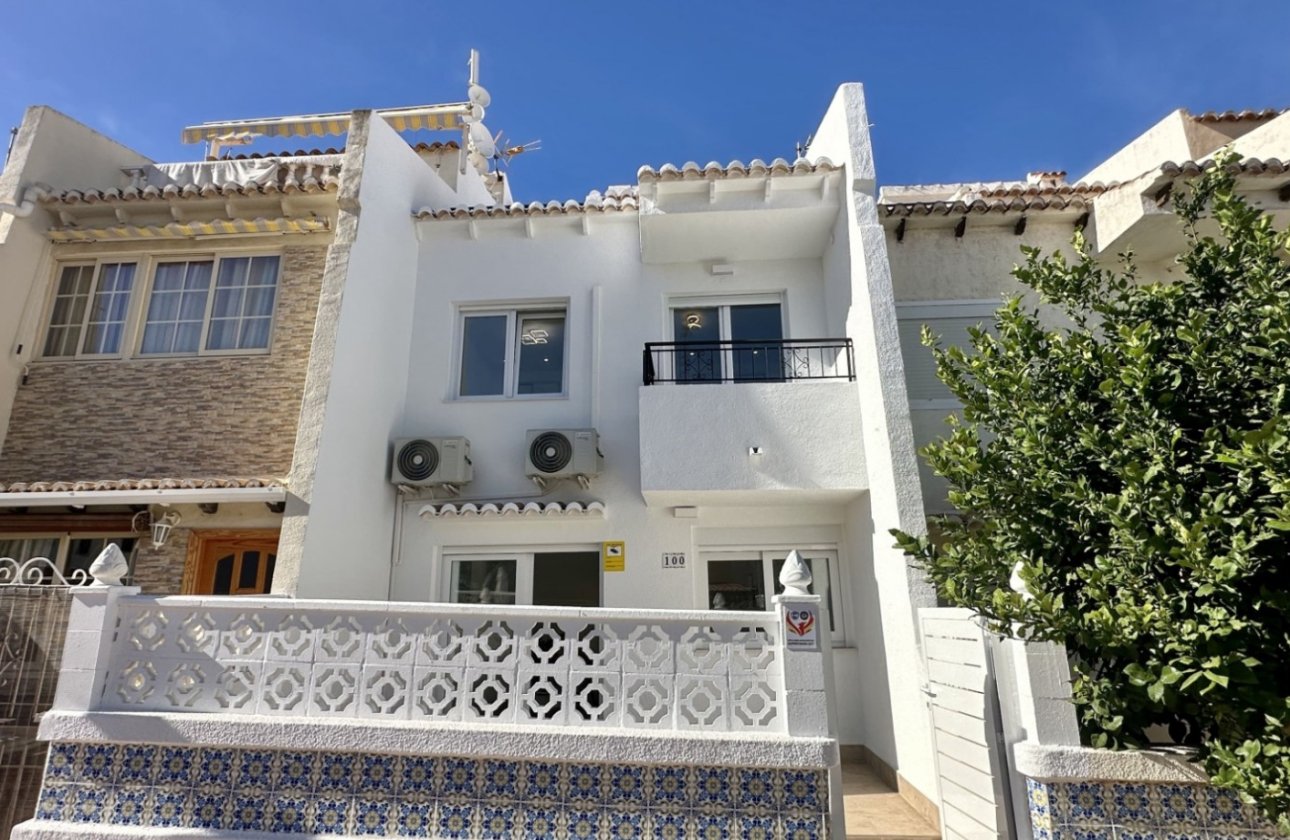 Herverkoop - Town House -
Torrevieja - Costa Blanca