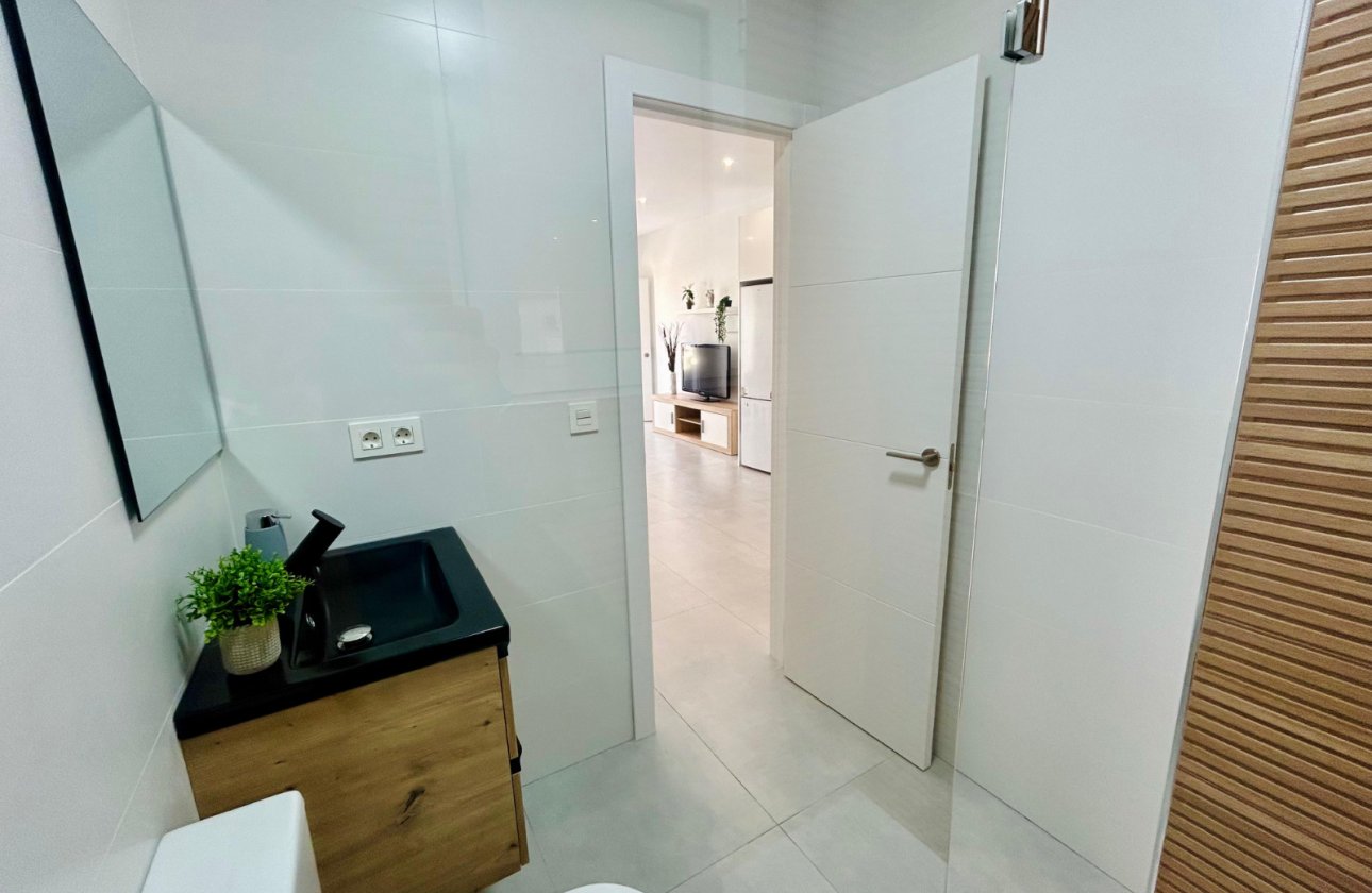 Herverkoop - Town House -
Torrevieja - Costa Blanca