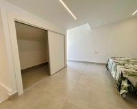 Herverkoop - Town House -
Torrevieja - Costa Blanca