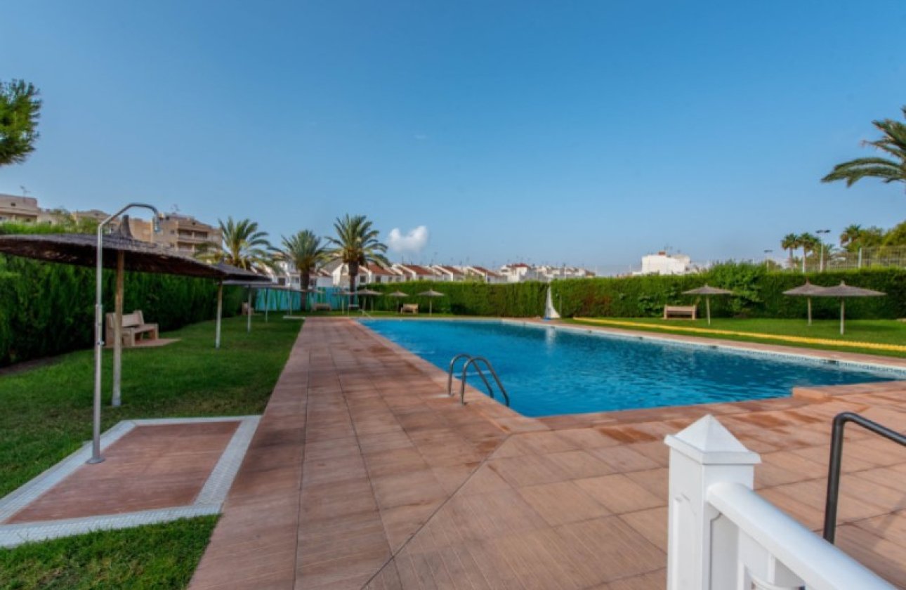 Herverkoop - Town House -
Torrevieja - Costa Blanca