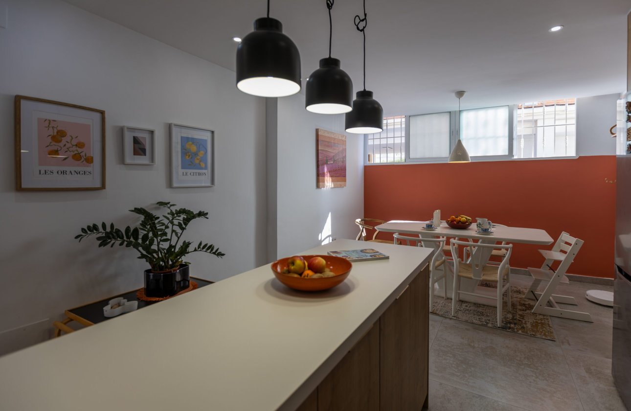 Herverkoop - Town House -
Torrevieja - Costa Blanca