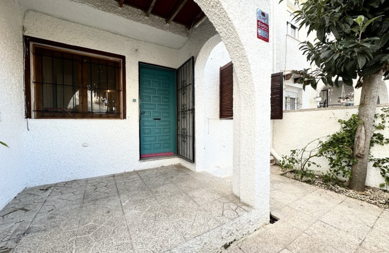 Herverkoop - Town House -
Torrevieja - Costa Blanca