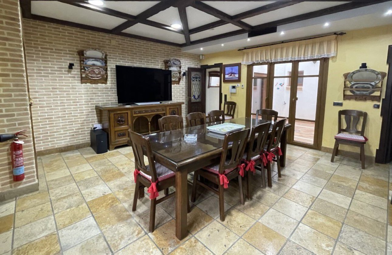 Herverkoop - Town House -
Torrevieja - Costa Blanca