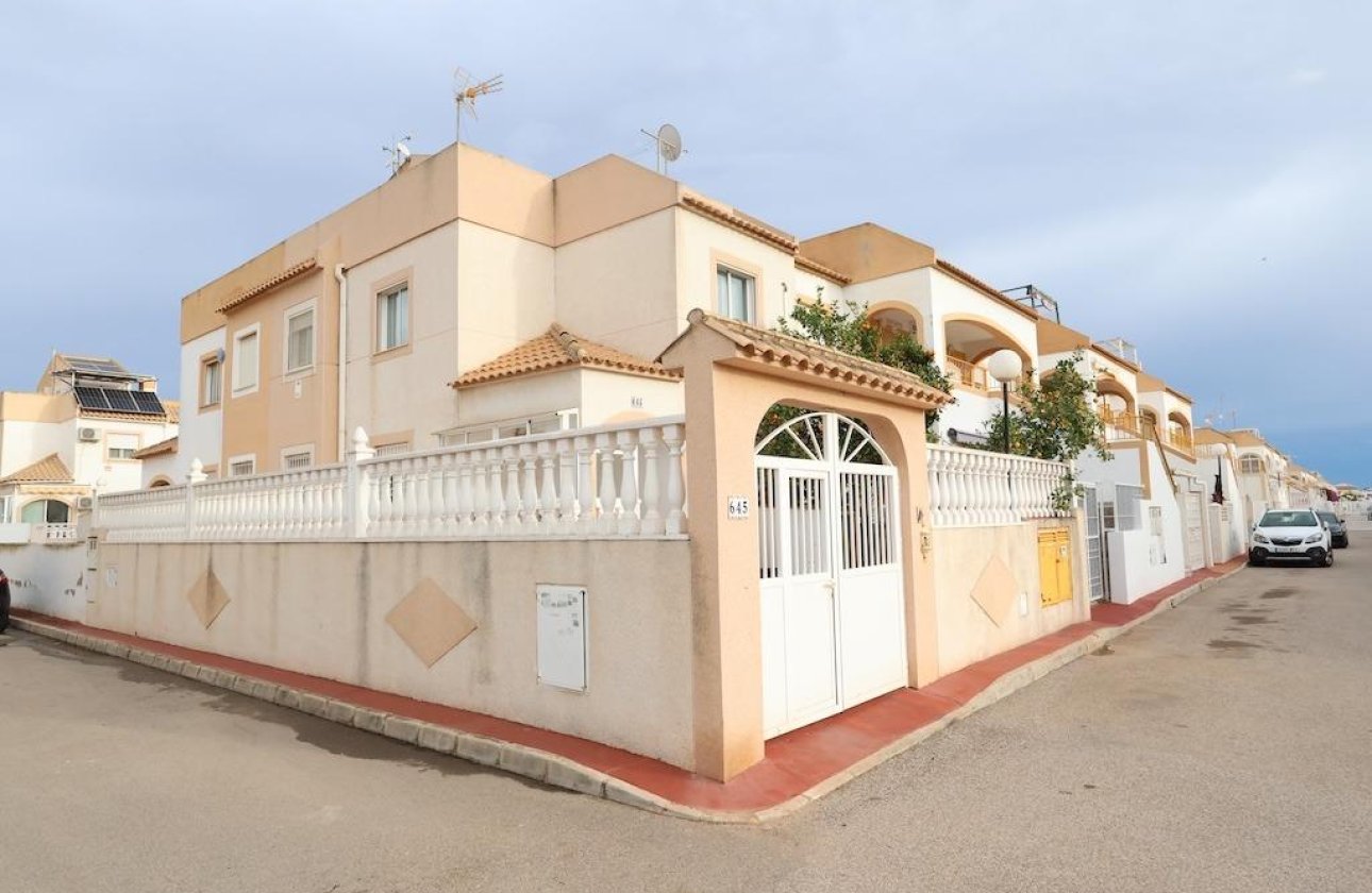 Herverkoop - Town House -
Torrevieja - Costa Blanca