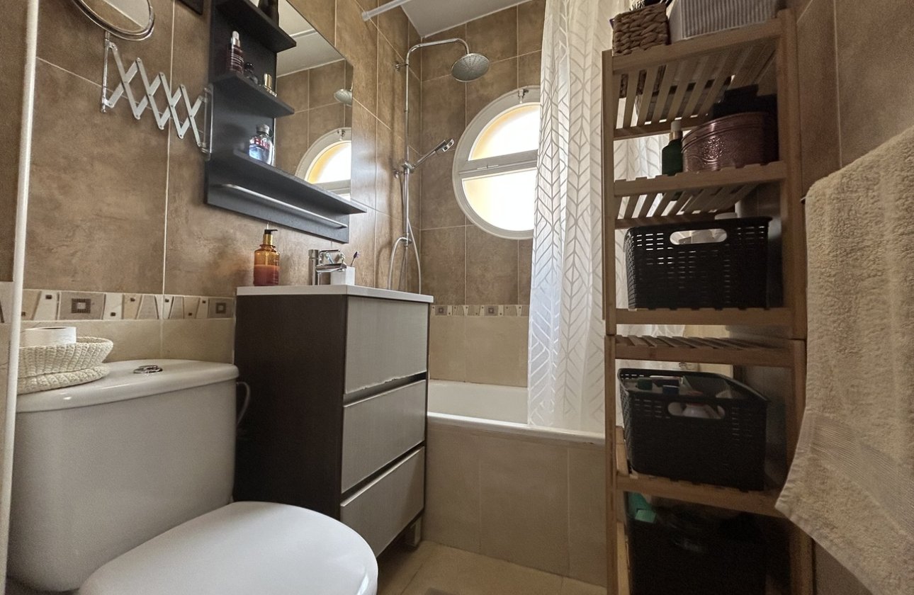 Herverkoop - Town House -
Torrevieja - Costa Blanca