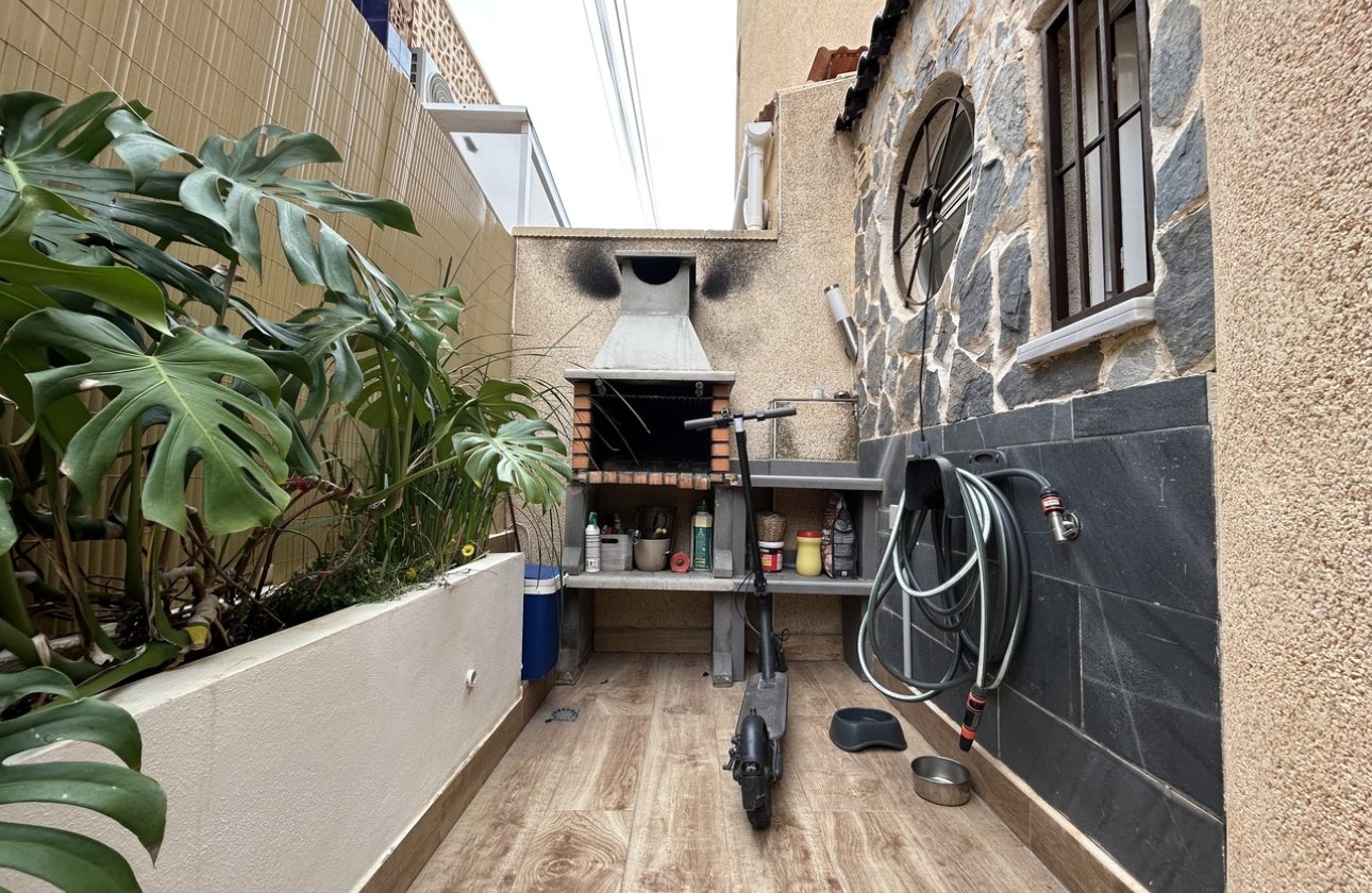 Herverkoop - Town House -
Torrevieja - Costa Blanca