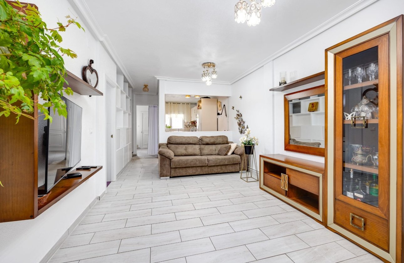 Herverkoop - Town House -
Torrevieja - Costa Blanca