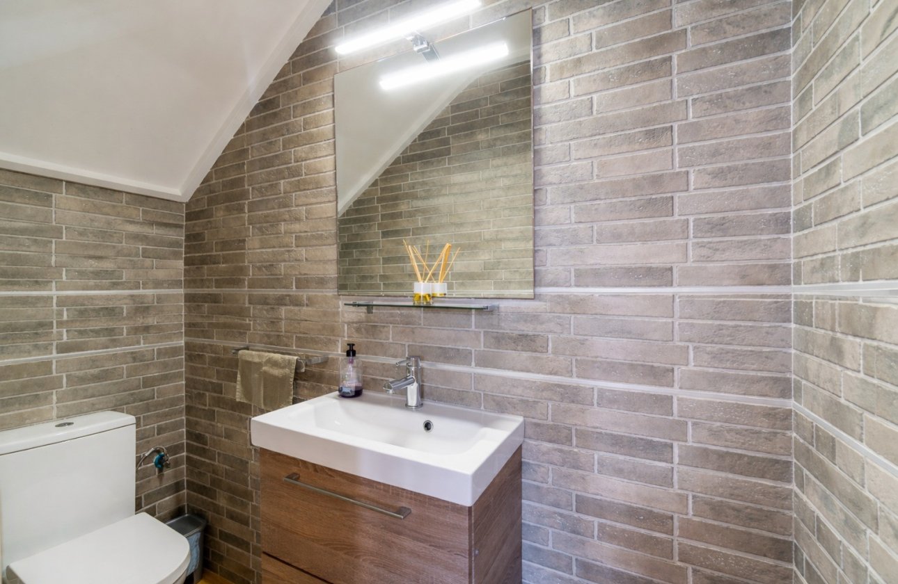 Herverkoop - Town House -
Torrevieja - Costa Blanca