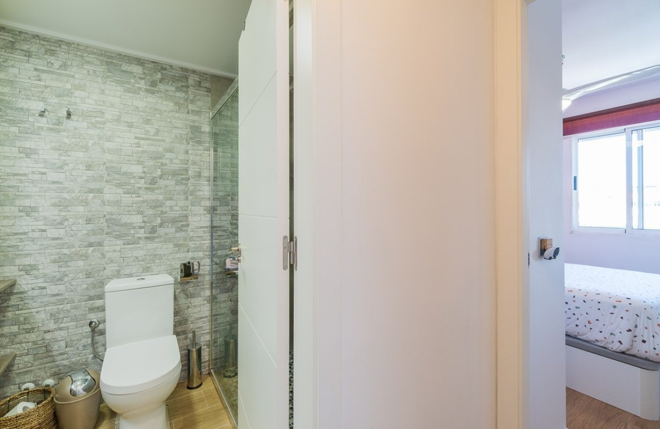 Herverkoop - Town House -
Torrevieja - Costa Blanca