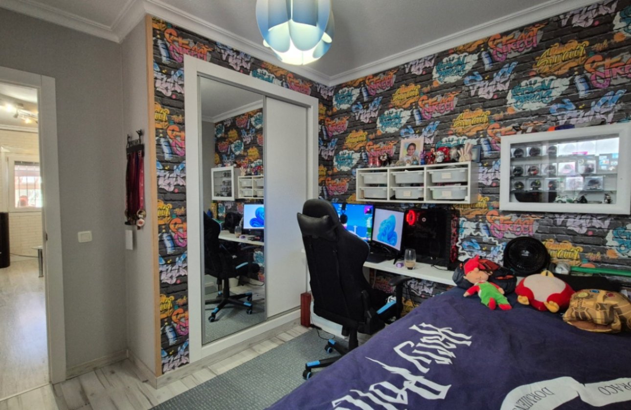 Herverkoop - Town House -
Torrevieja - Costa Blanca