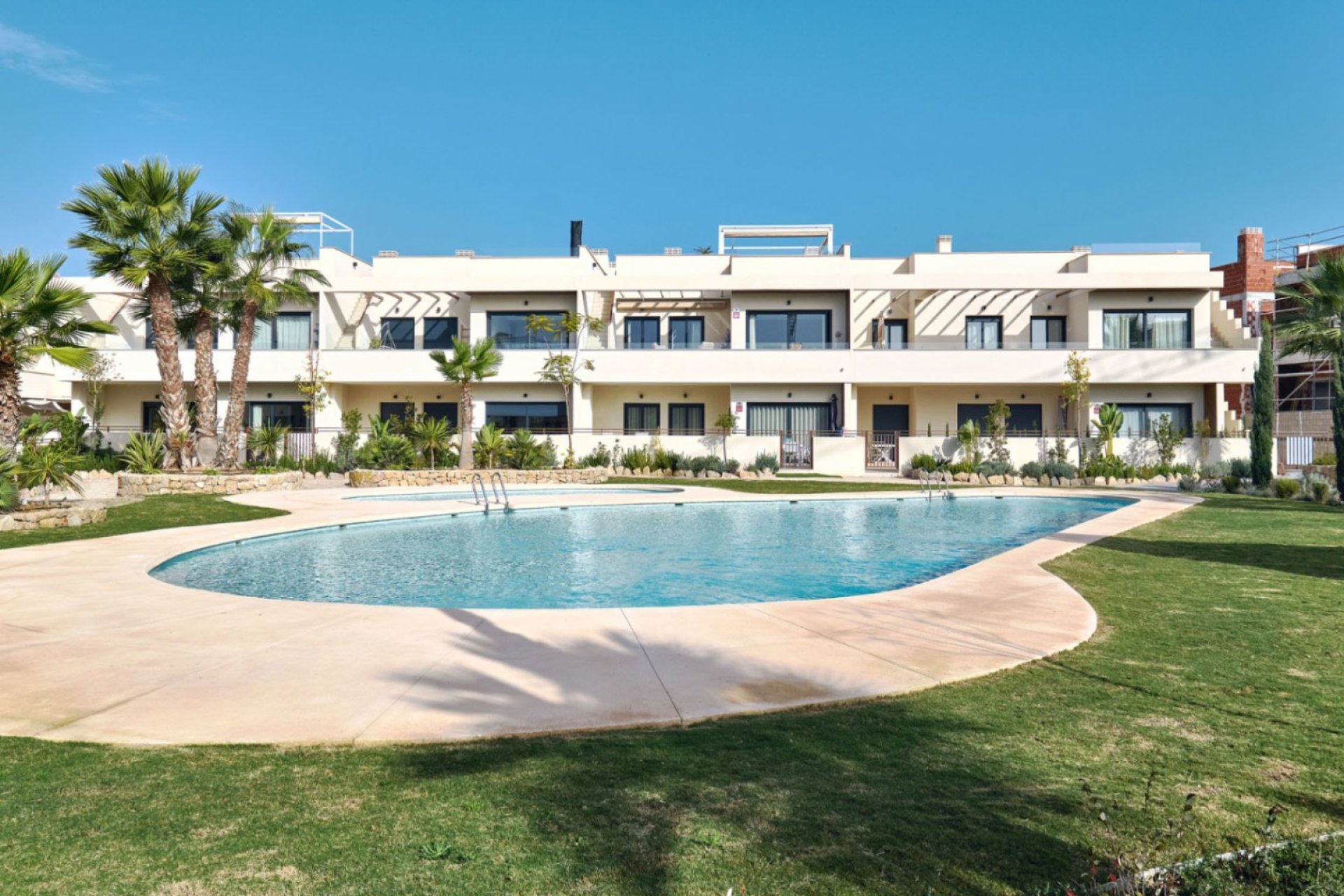 Herverkoop - Town House -
Torrevieja - Costa Blanca