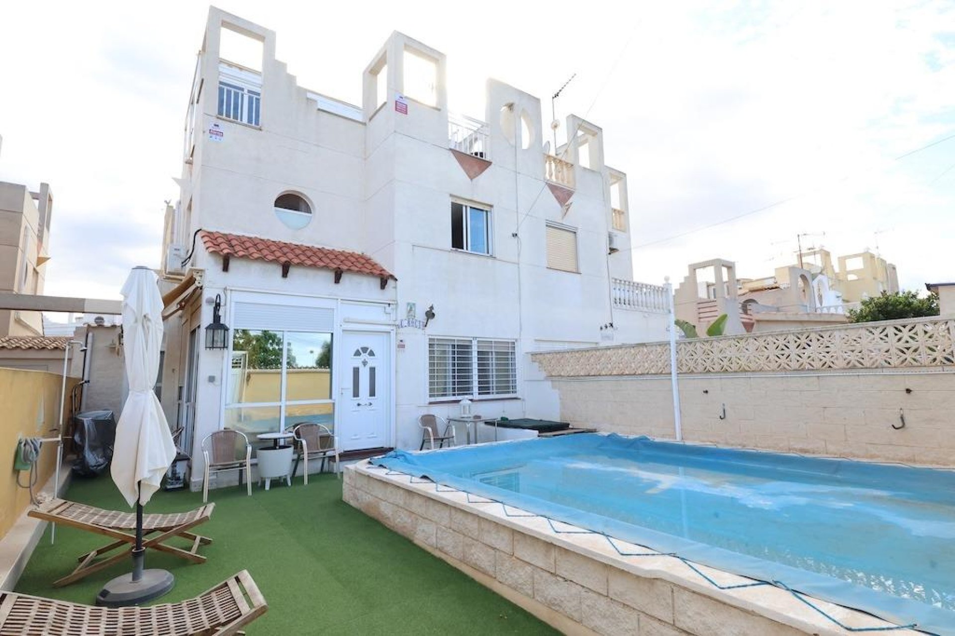 Herverkoop - Town House -
Torrevieja - Costa Blanca