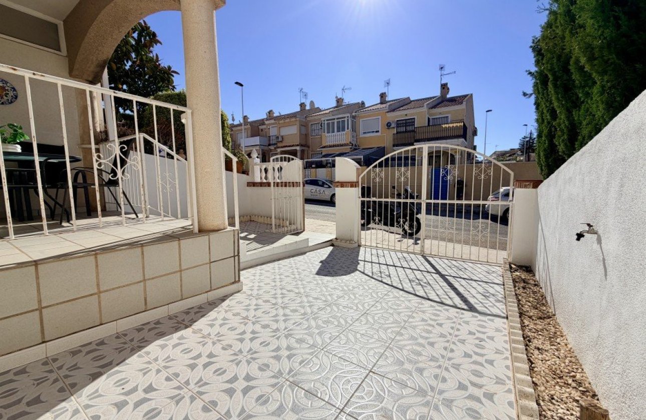 Herverkoop - Town House -
Torrevieja - Costa Blanca