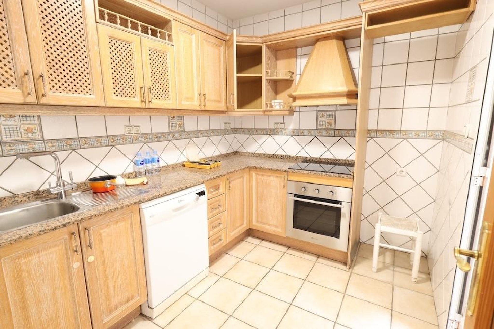 Herverkoop - Town House -
Torrevieja - Costa Blanca