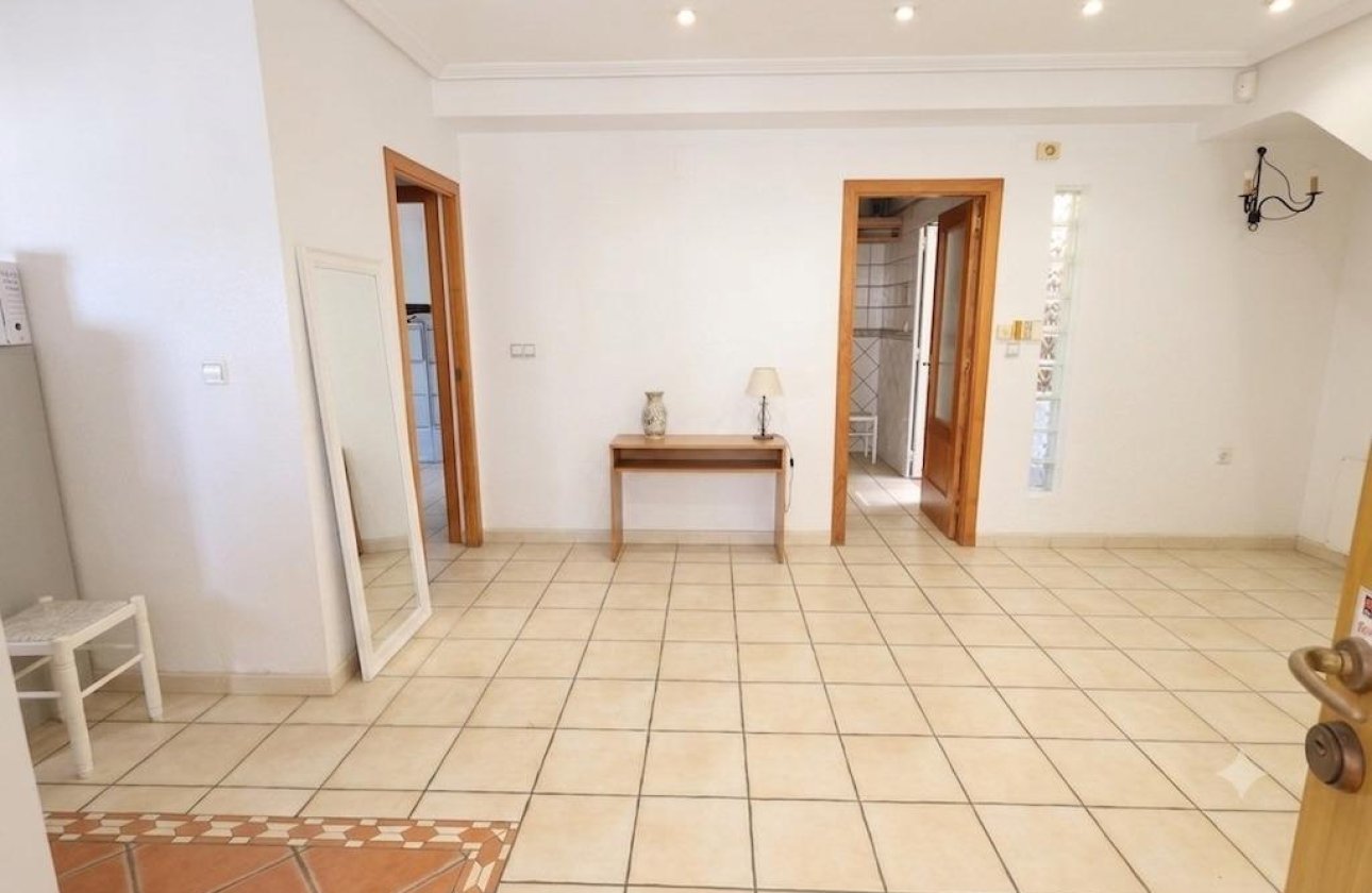 Herverkoop - Town House -
Torrevieja - Costa Blanca