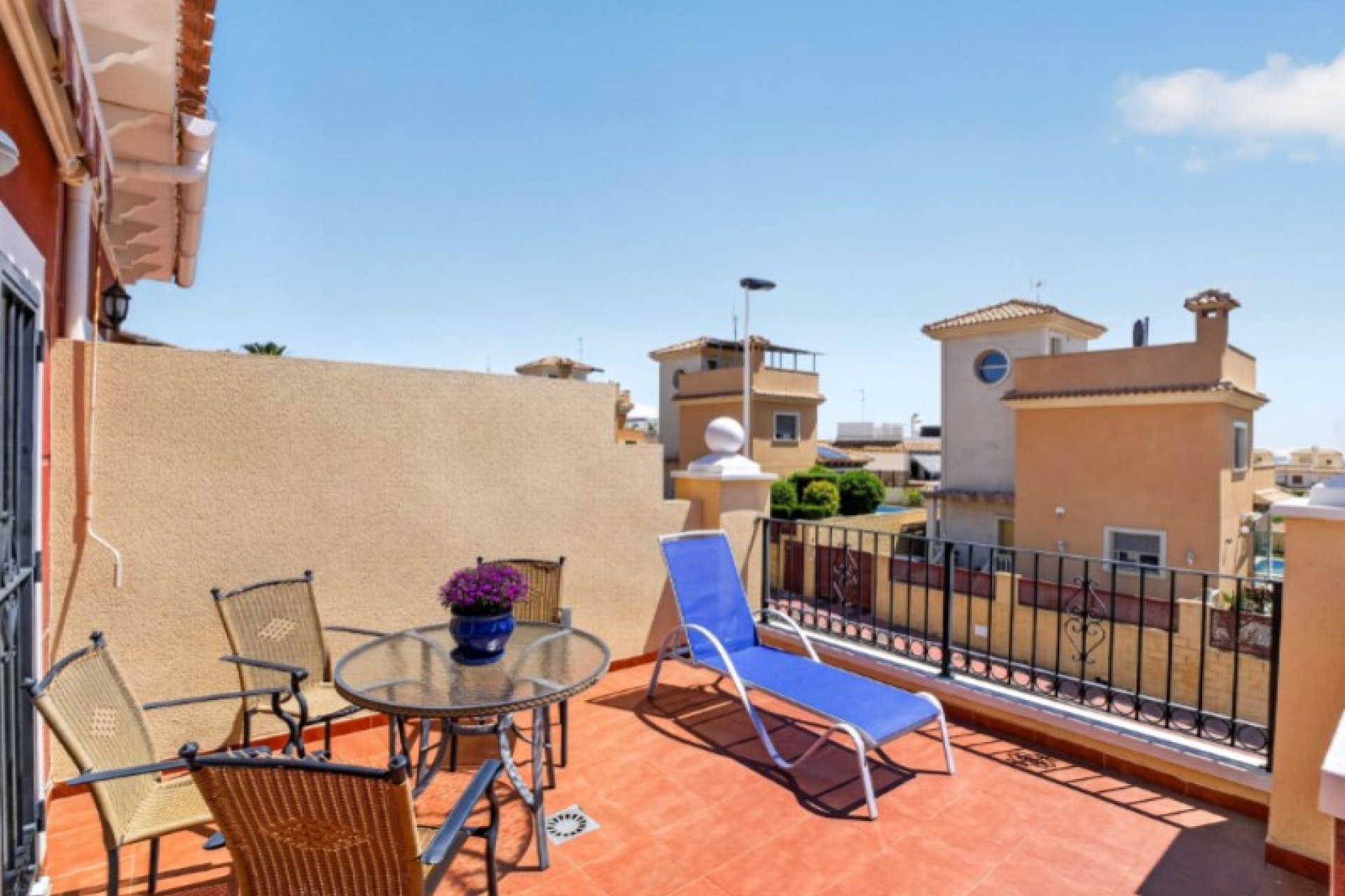 Herverkoop - Town House -
Torrevieja - Costa Blanca