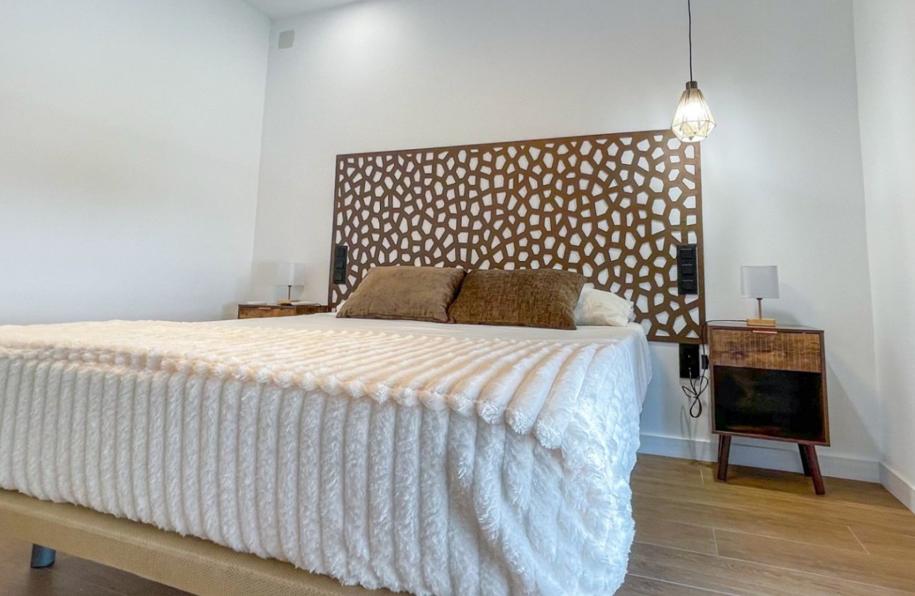 Herverkoop - Town House -
Torrevieja - Costa Blanca
