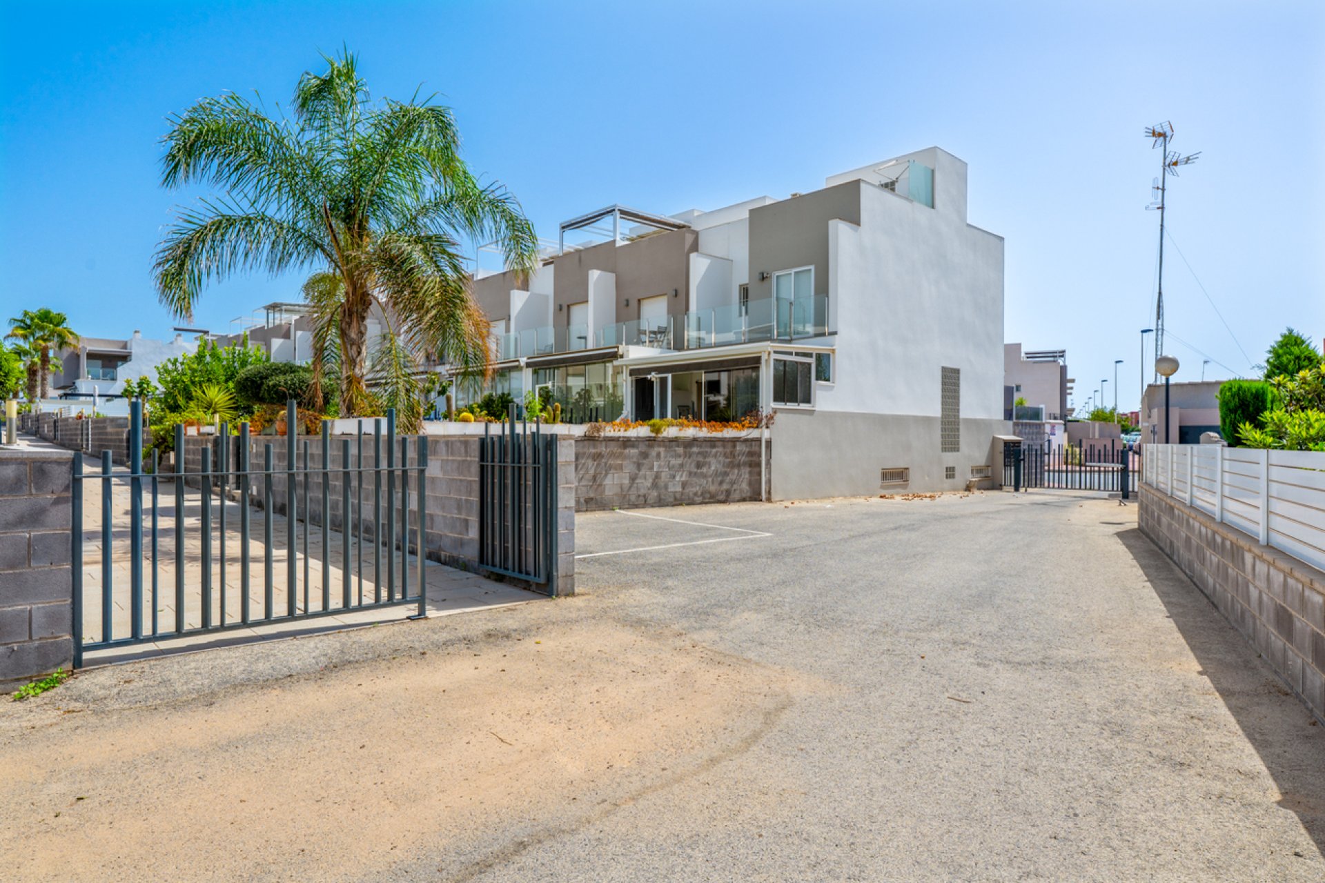 Herverkoop - Town House -
Torrevieja - Costa Blanca