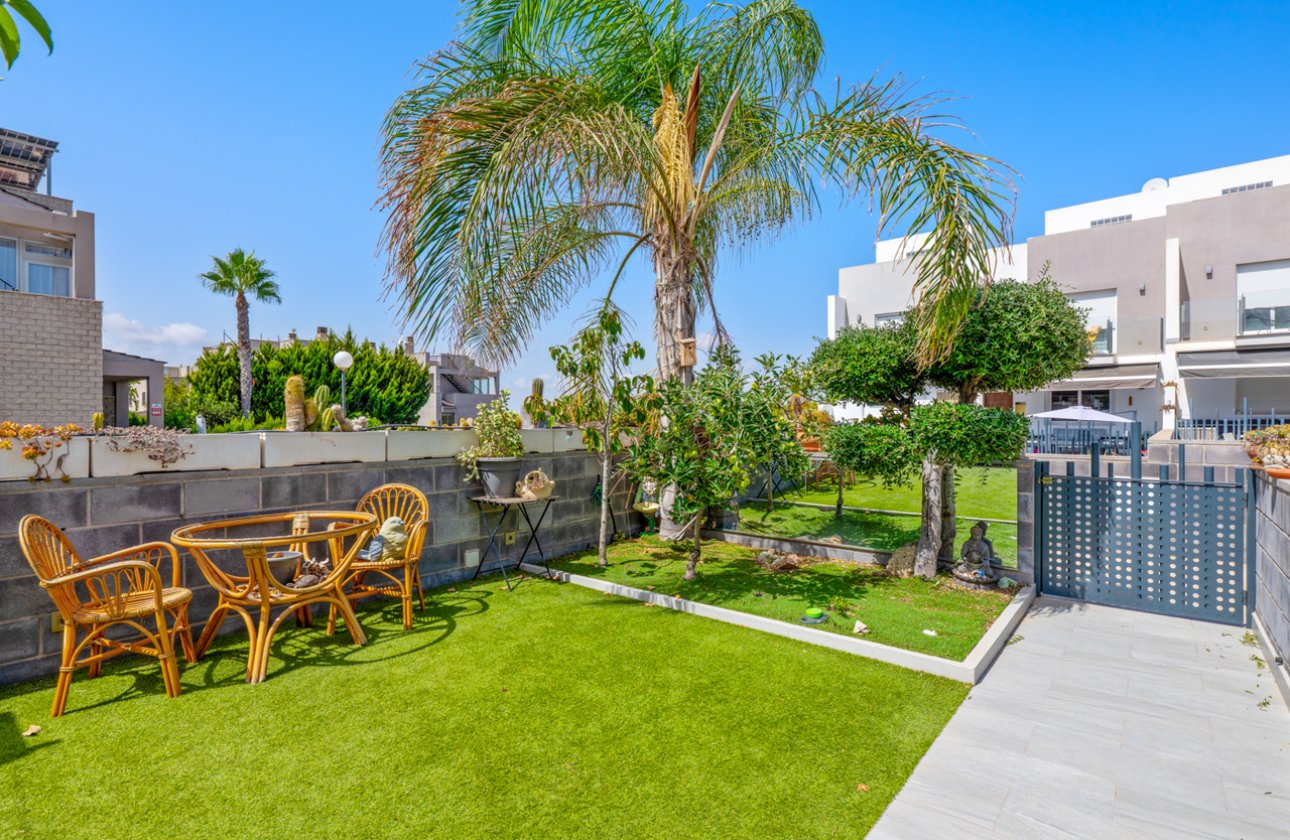 Herverkoop - Town House -
Torrevieja - Costa Blanca
