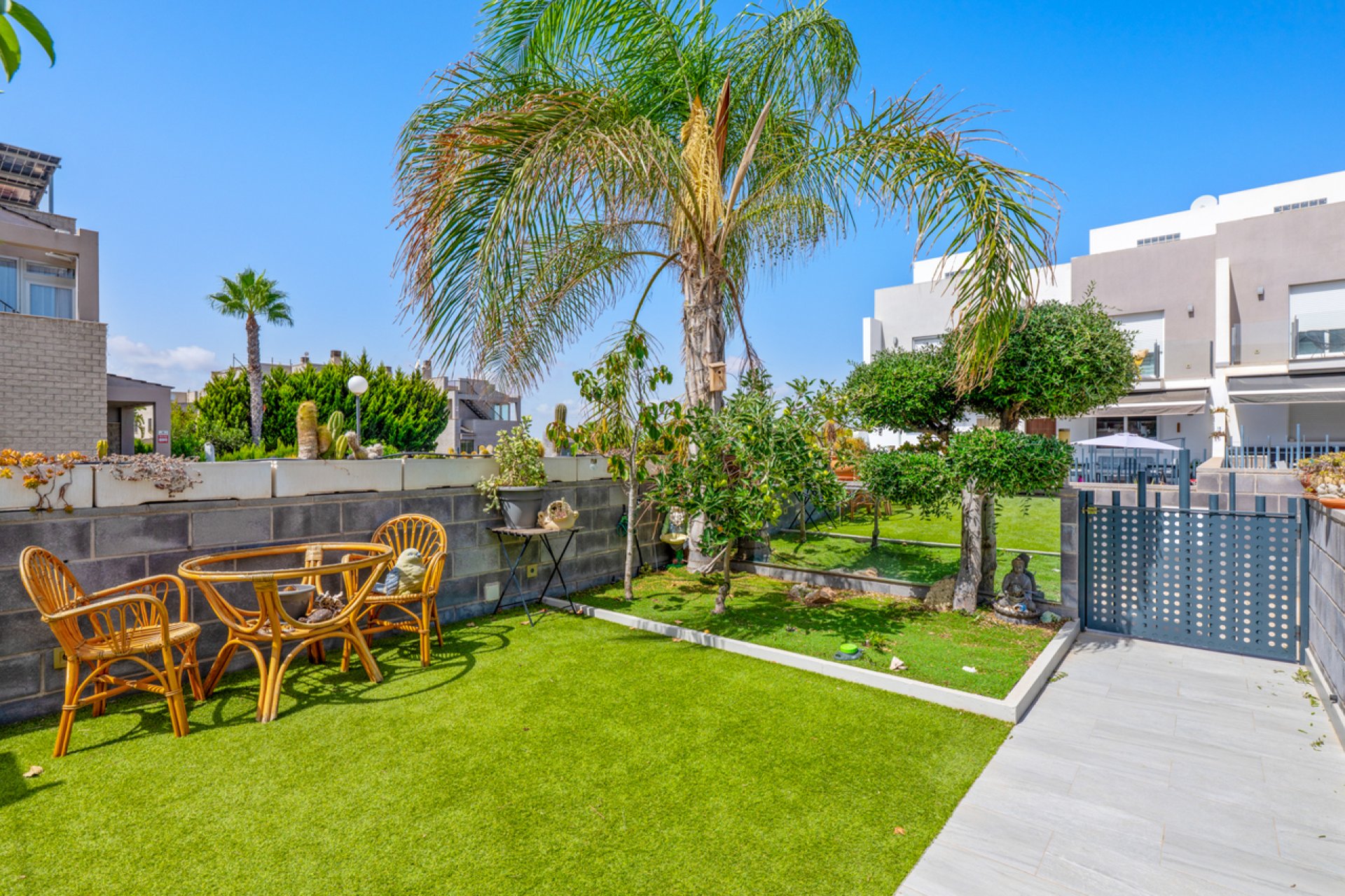 Herverkoop - Town House -
Torrevieja - Costa Blanca